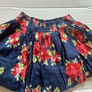Abercrombie and fitch floral print skirt like new !